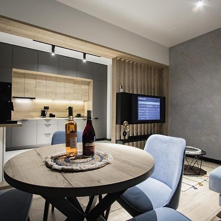 Апартаменты Prestige-28 Затор Экстерьер фото
